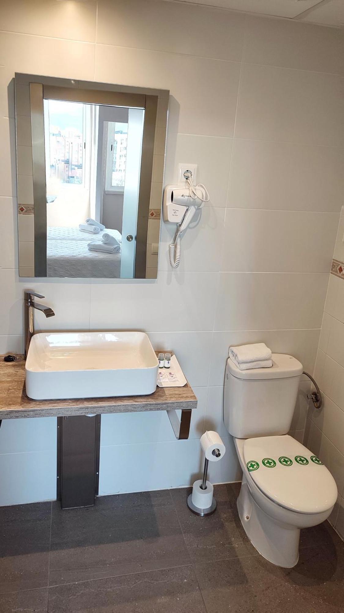 Aparthotel Montcada Bilik gambar