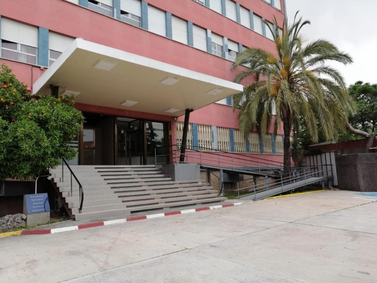 Aparthotel Montcada Luaran gambar
